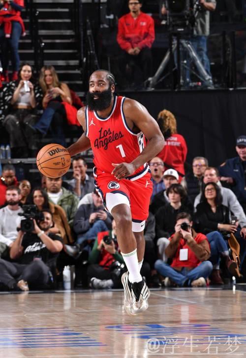 哈登高效表现 快船客场力克魔术 哈登高效表现 快船客场力克魔术