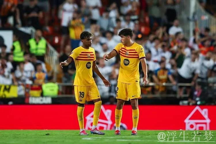 巴萨18岁天才边踢球边备战高考，梦想进入大学殿堂